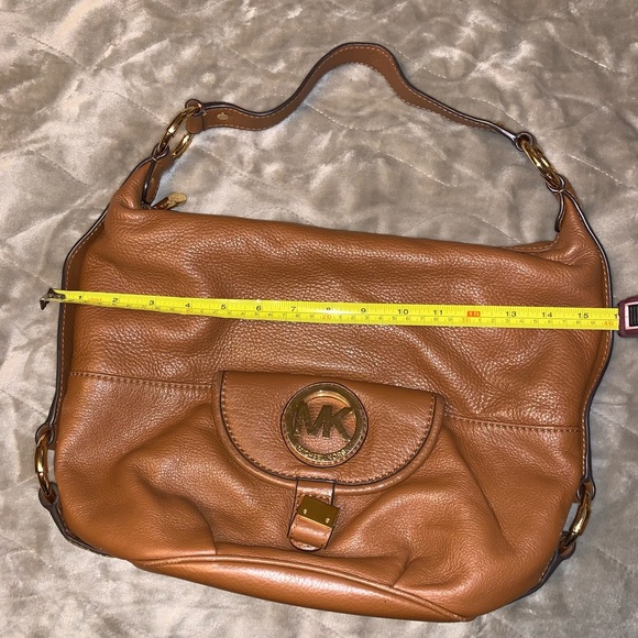Michael Kors Shoulder Bag - Picture 6 of 8